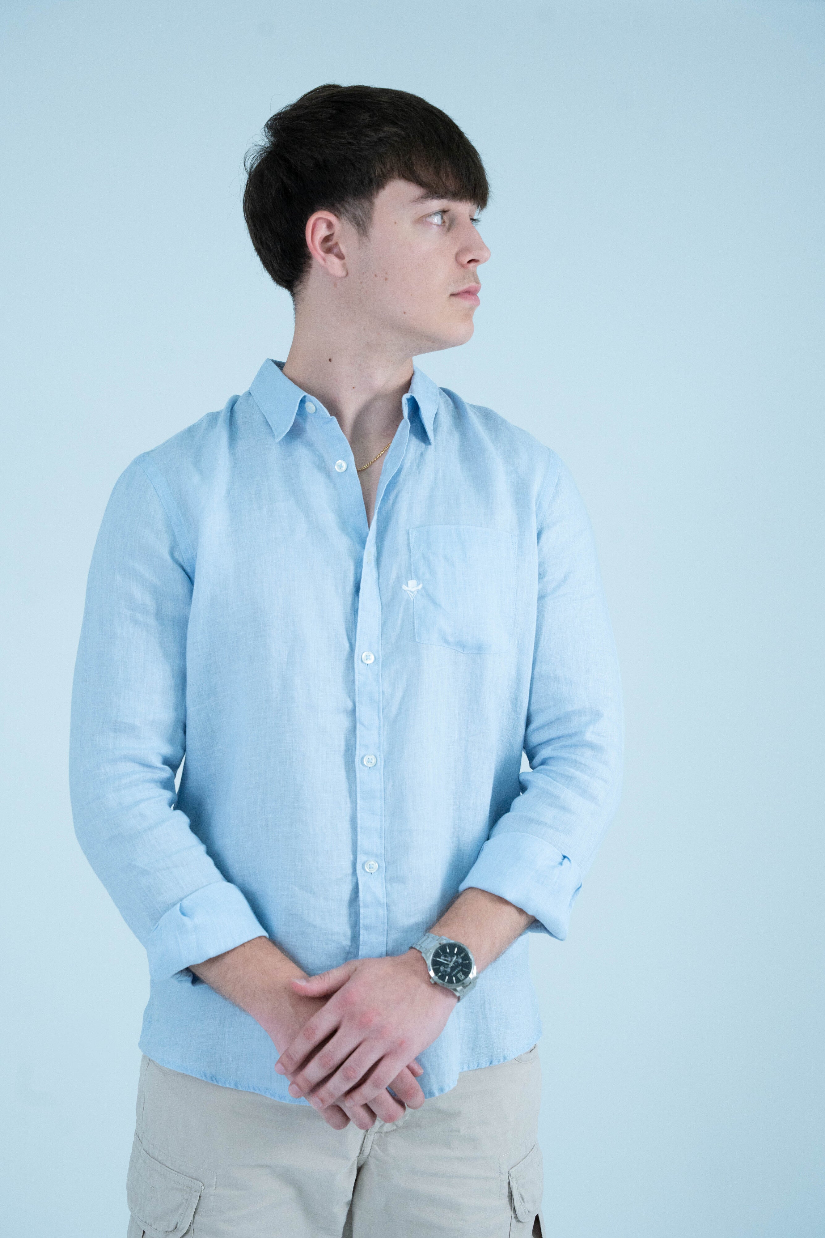 Camisa lino bolsillo bordado