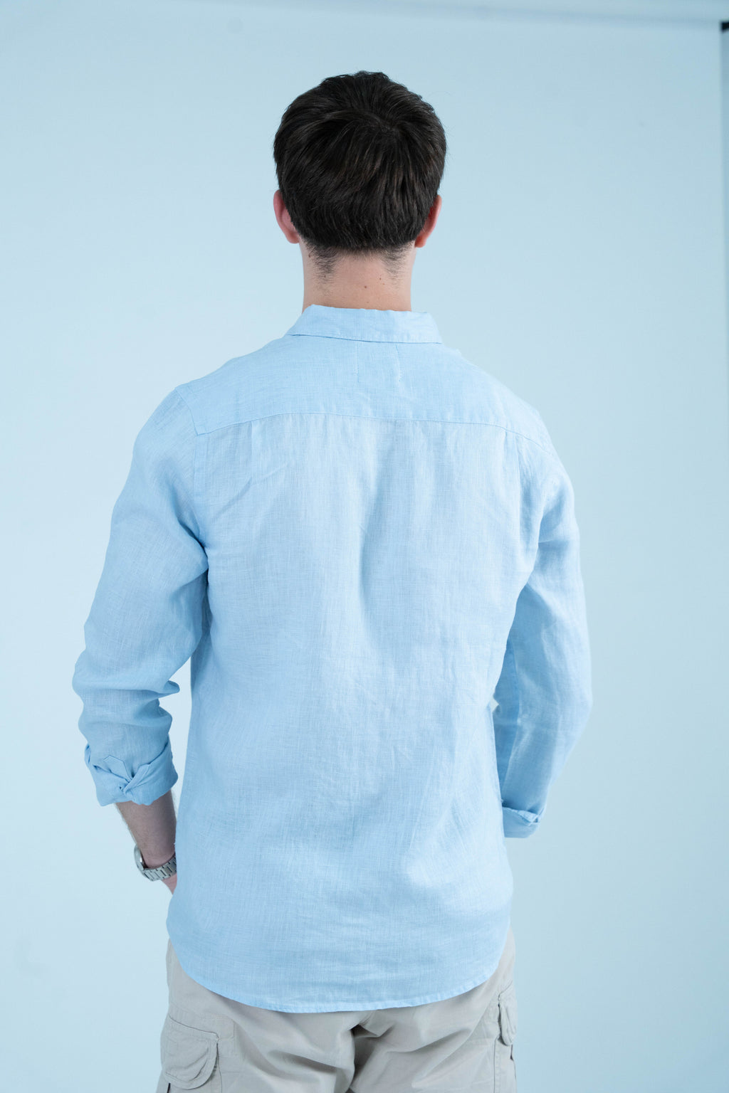 Camisa lino bolsillo bordado
