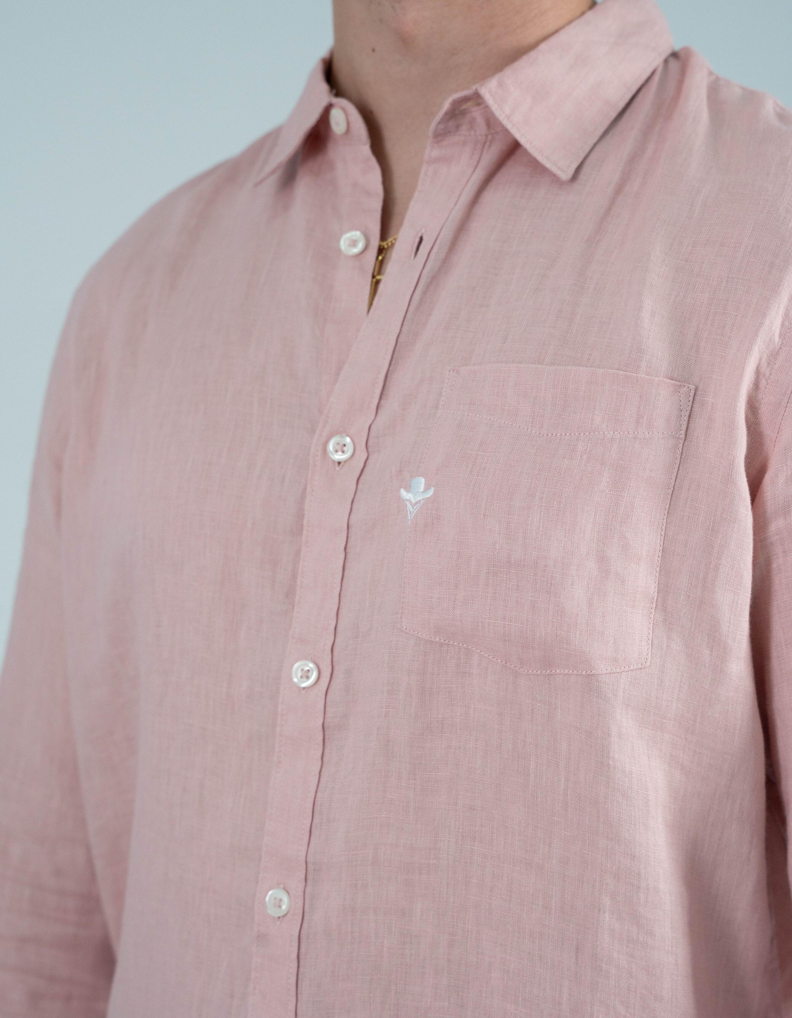 Camisa lino bolsillo rosa ( disponible en tienda física )