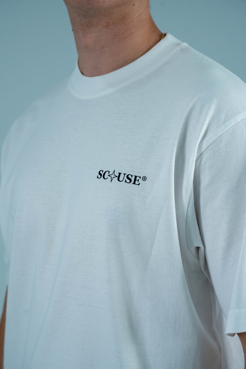 Camiseta blanca LAST DINNER ( disponible en tienda física )