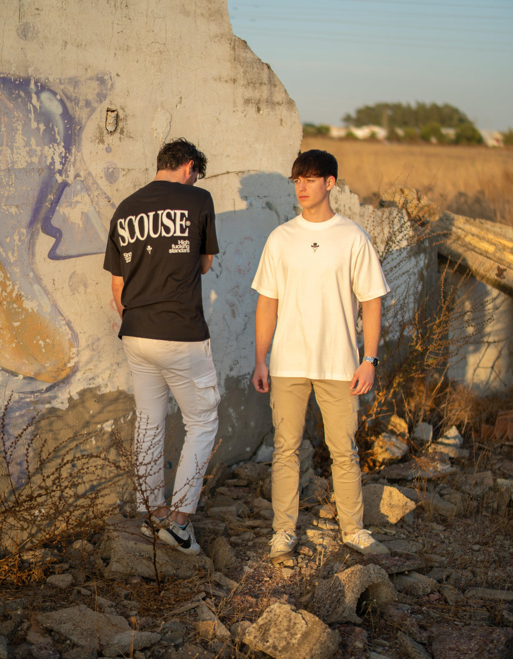 Camiseta blanco roto corporativa®